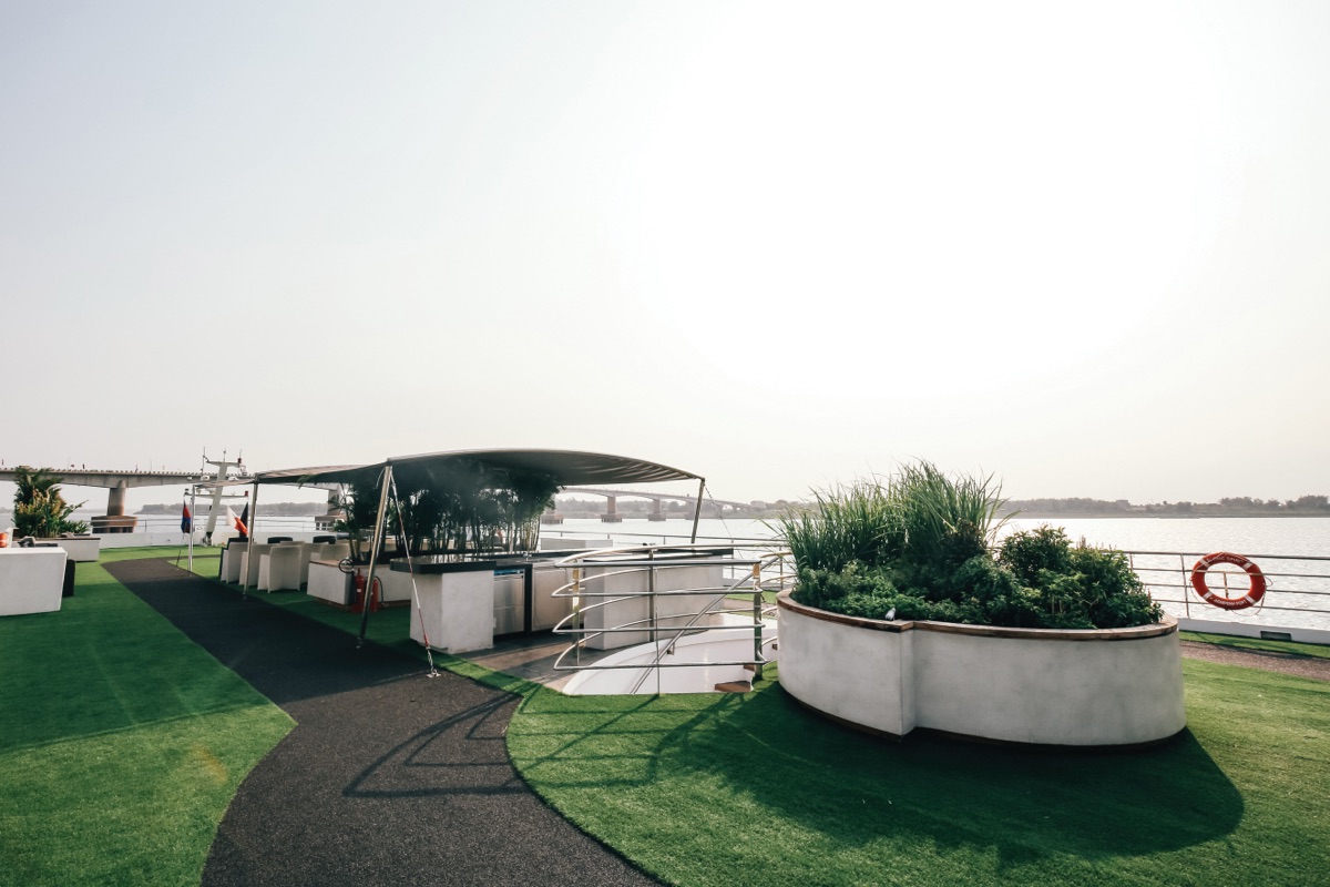 Scenic Spirit Sun Deck